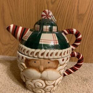 Debbie Mumm Christmas Santa Tea Pot